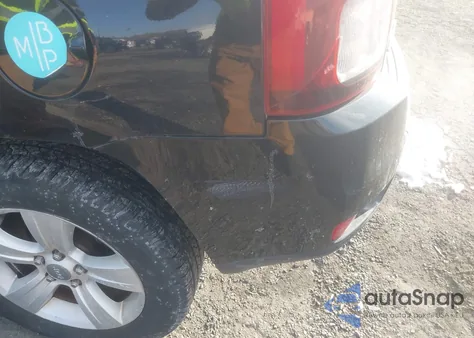 2016 Jeep Compass Sport z USA, uszkodzony, nr VIN 1C4NJDBB4GD778426